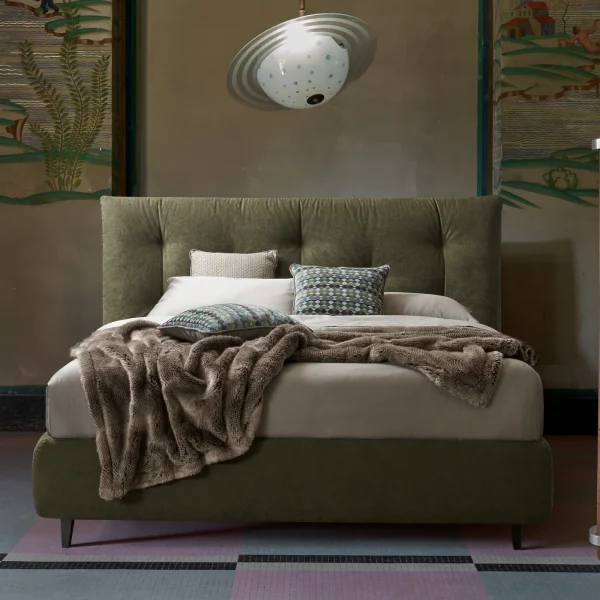 Pat tapițat Gustav, Dorelan